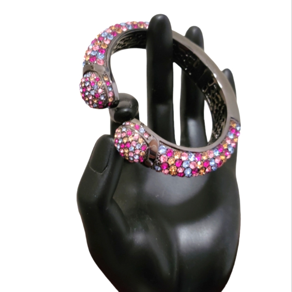Joan Boyce Kissable Cuff